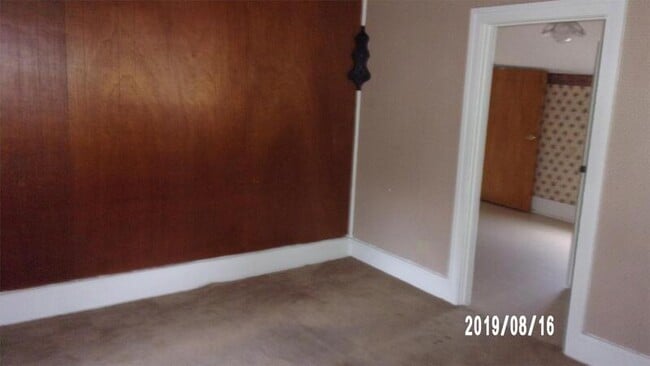 Building Photo - 783 Tallmadge Rd