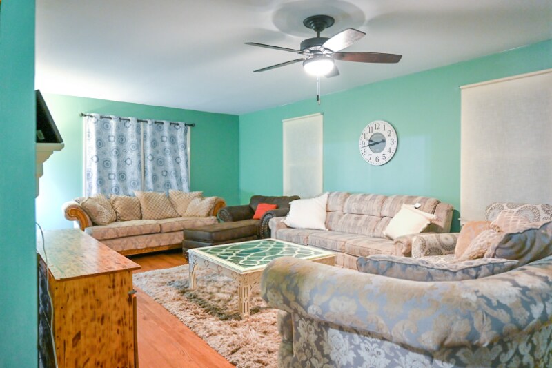 Building Photo - 916 Bern St