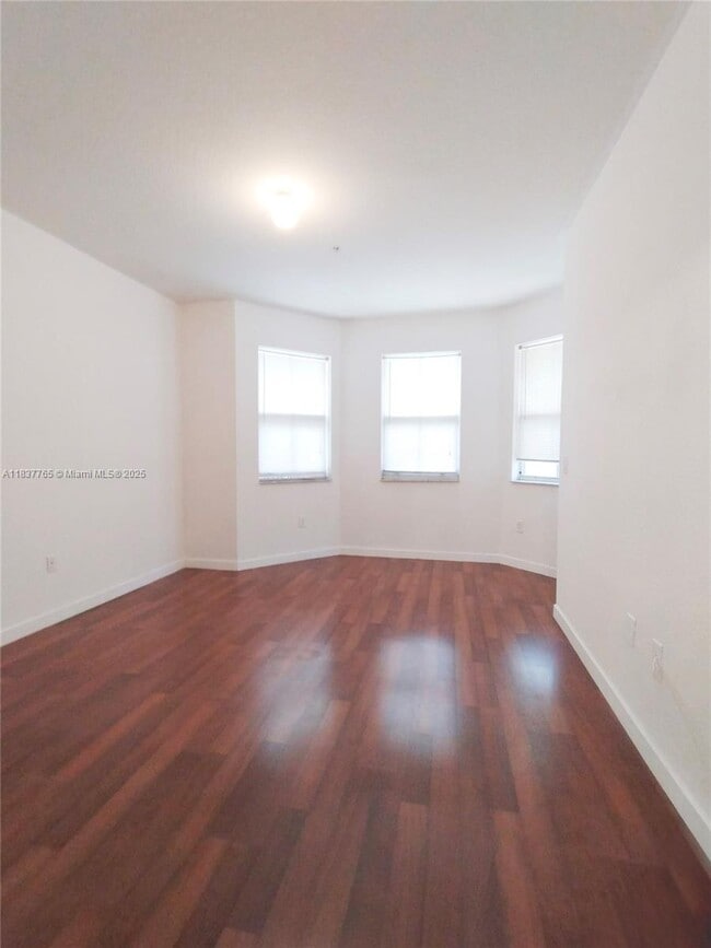 Building Photo - 3603 Shoma Dr