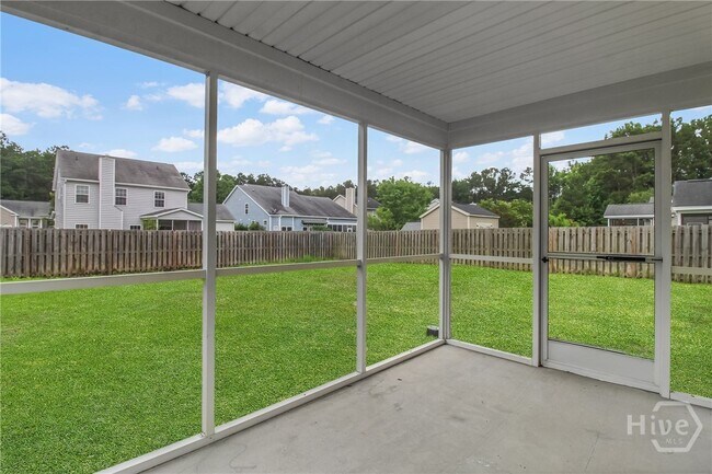 Building Photo - 307 Grasslands Dr