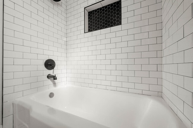 Building Photo - 5852 Interceptor St