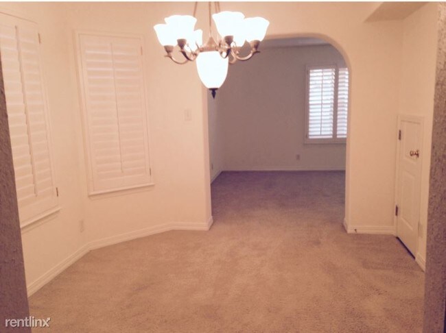 Building Photo - 4 br, 2.5 bath House - 1316 Olga Mapula Dr