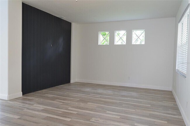 Building Photo - 5308 Cedarshake Ln
