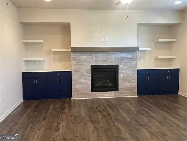 Building Photo - 1809 Parkades Path