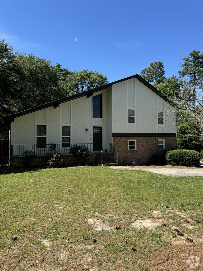Building Photo - 170 Shadowmoor Ct