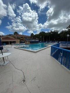 Building Photo - 15535 Miami Lakeway N