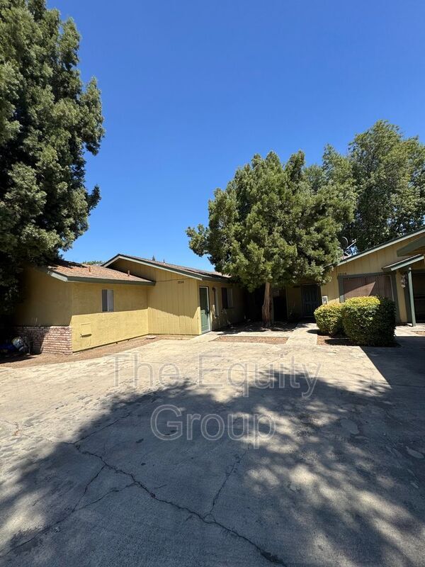 Building Photo - 2034 S Tracy Ct