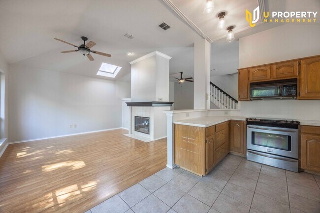 Building Photo - What's special