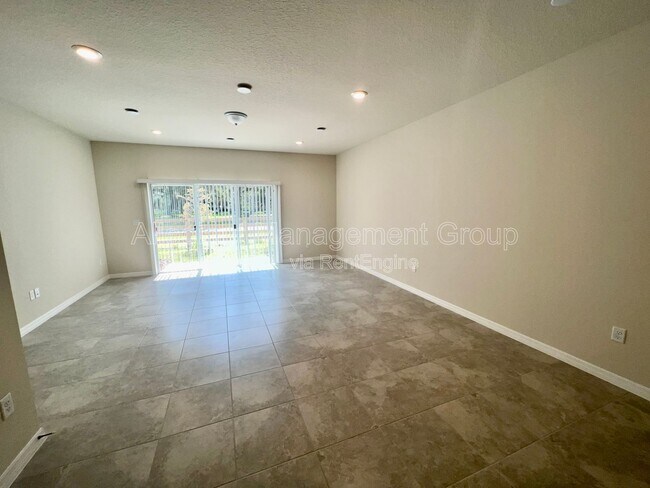 Building Photo - 2635 Buena Vw Rd.