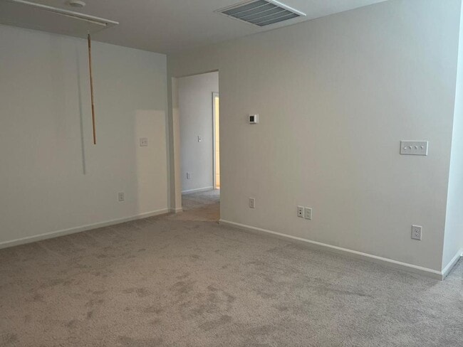 Building Photo - 198 Blue Butterfly Dr