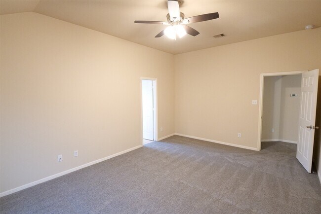 Building Photo - 19127 Canaras Ct