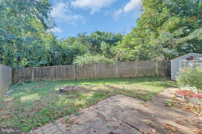 Building Photo - 281 Ternwing Dr