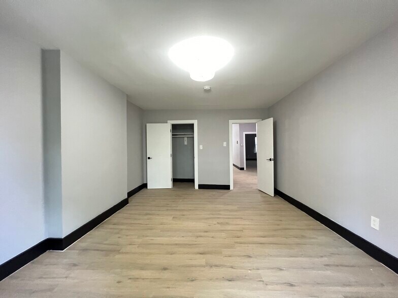 Unit 3 - 74 Baldwin Ave