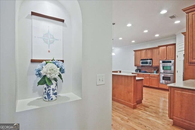 Building Photo - 6245 Spalding Dr