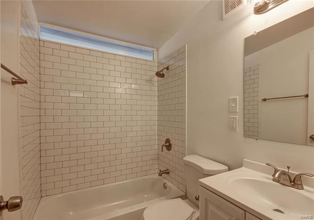 Building Photo - 403 Whitehall Dr