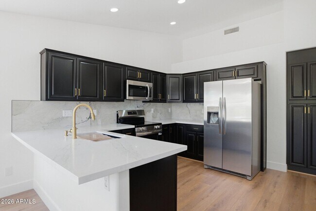Building Photo - 15005 N Rica Vida Way
