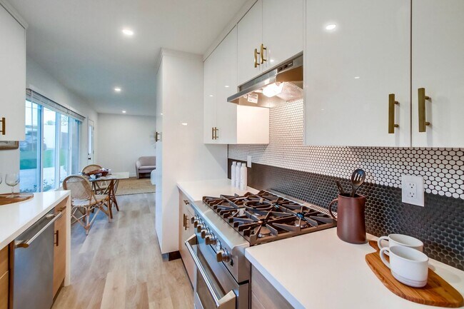 Interior Photo - The Leland – Luxury Interiors. Coastal Energy. Fully Pet-Friendly Living in La Jolla.