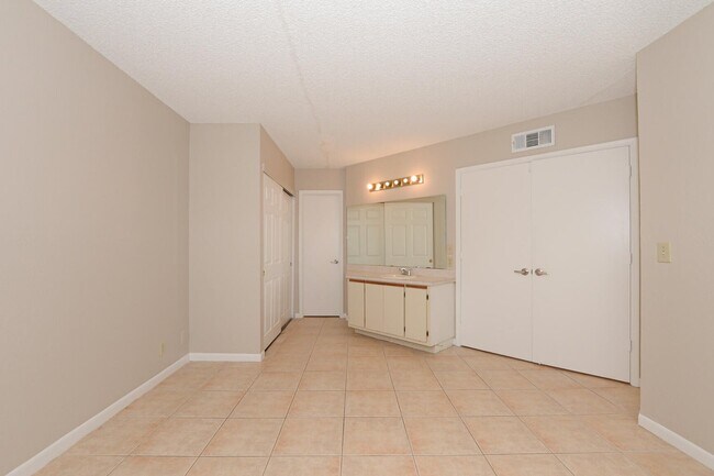 Building Photo - MIDPORT PLACE II BLDG I