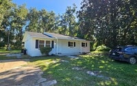 Building Photo - 6206 SW County Rd 240