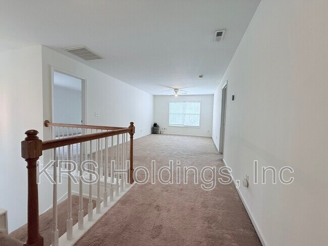 Building Photo - 1904 Beckwood Ct
