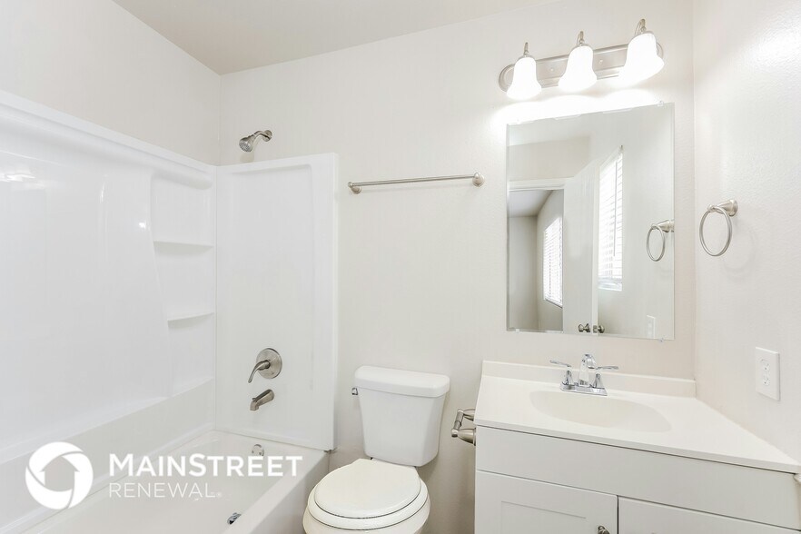 Building Photo - 206 Lebanon St