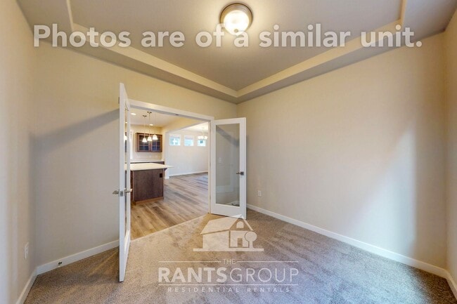 Building Photo - Built in 2023! Great Location!  Easy I5 Ac...
