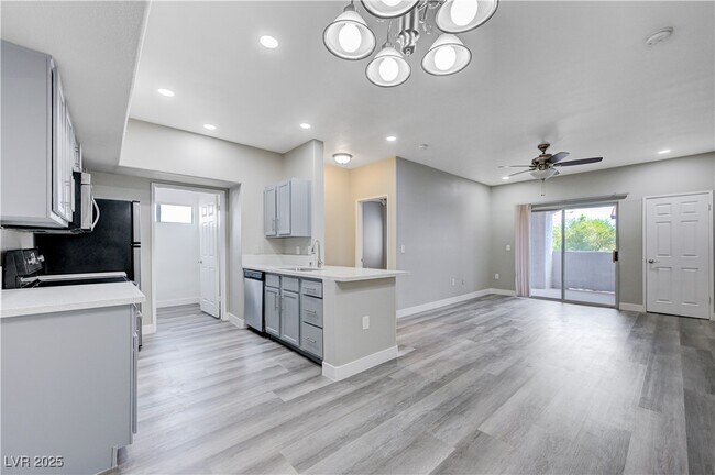 Building Photo - 2615 W Gary Ave