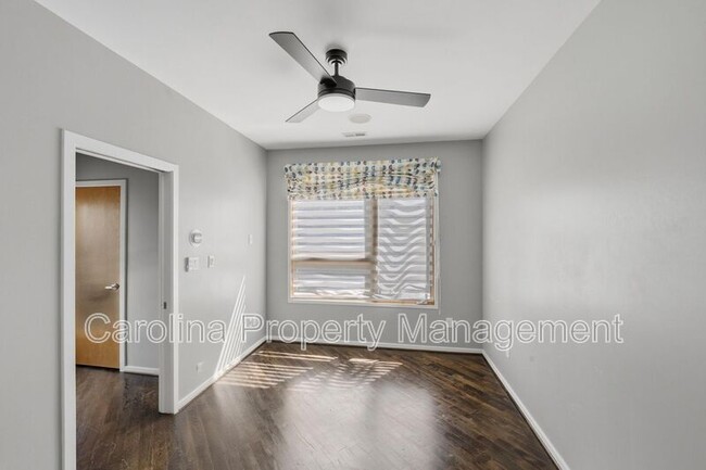 Building Photo - 919 Westbrook Dr