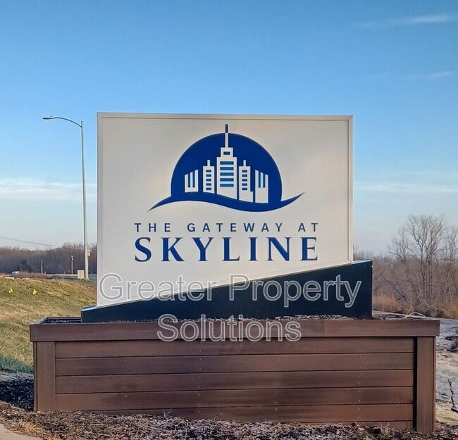 Building Photo - 5112 NW Kalivas Cir