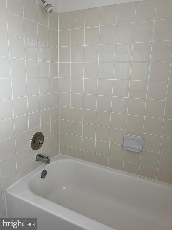 Building Photo - 1533 Oronoco St