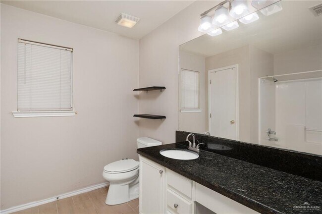 Building Photo - 16 Andrea Ave