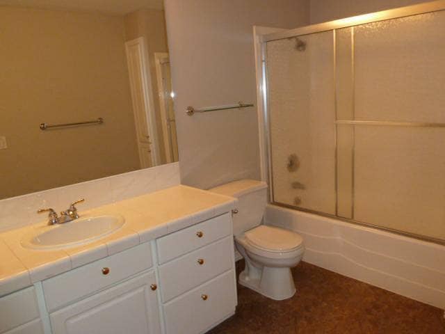 Building Photo - 4bd/2.5ba huge 2436sqft, 2-car garage, ful...