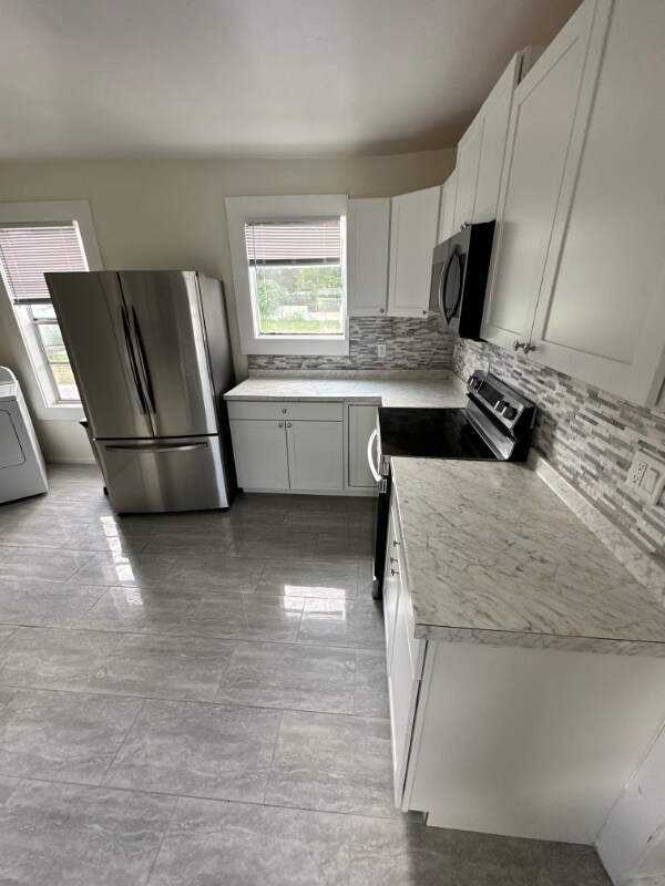 Building Photo - 1800 E 18th Ave