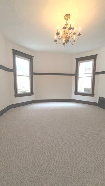 Building Photo - 4511 N Greenview Ave
