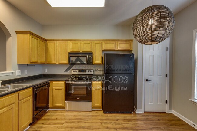 Building Photo - 605 Cashmere Dr