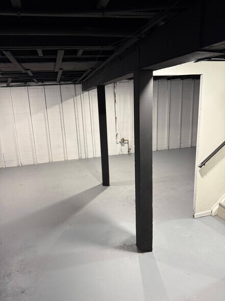 Building Photo - 19934 Manor St