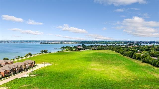 Building Photo - 7528 Redondo Dr