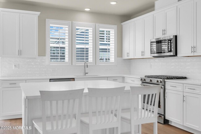 Building Photo - 75 Driftwood Cir