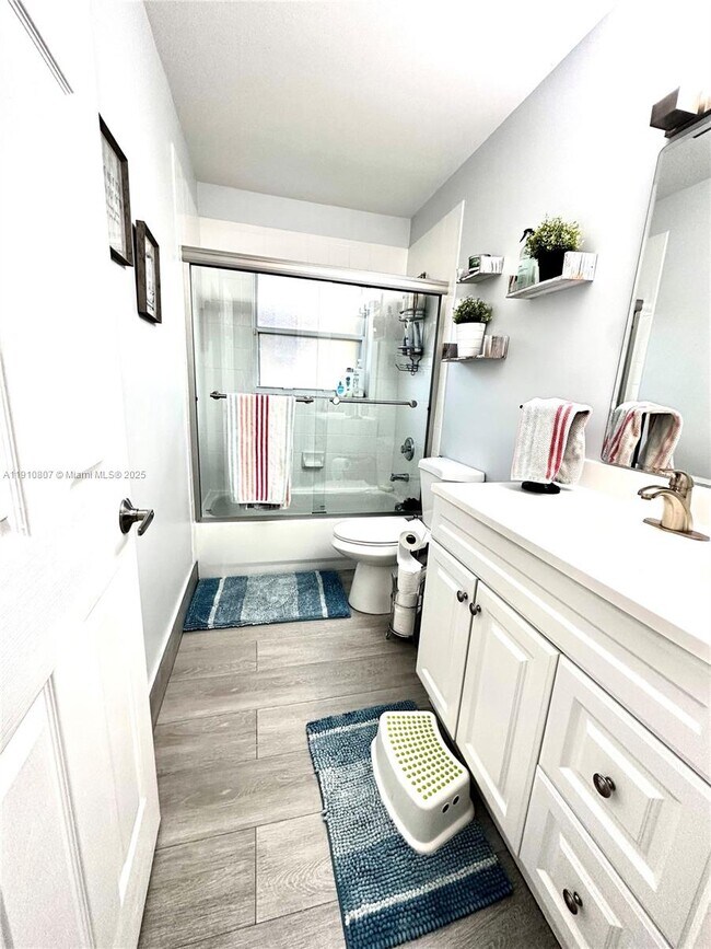 Building Photo - 3501 SW 142nd Ave