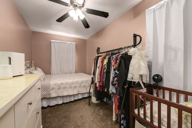 Building Photo - 3977 W 23rd St