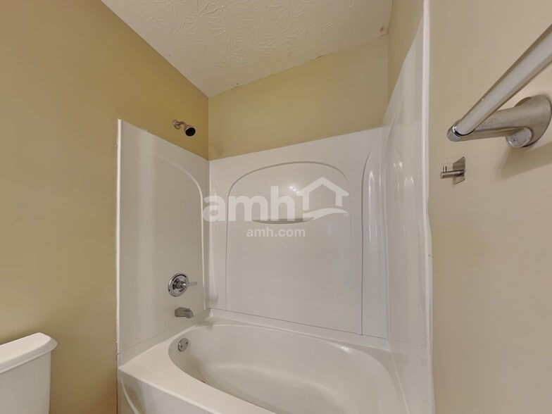 Building Photo - 1231 Edgebrook Ct