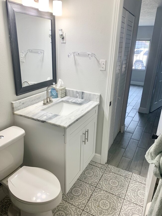 Guest Bathroom - 4203 E Yukon St