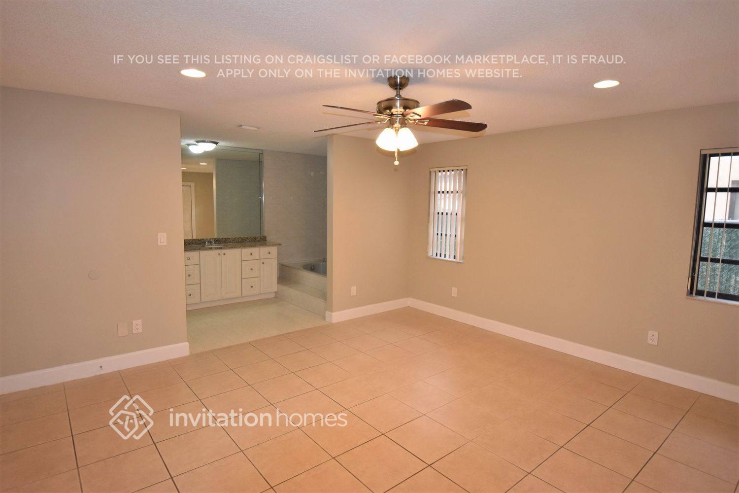 Building Photo - 1411 SW 139th Ave