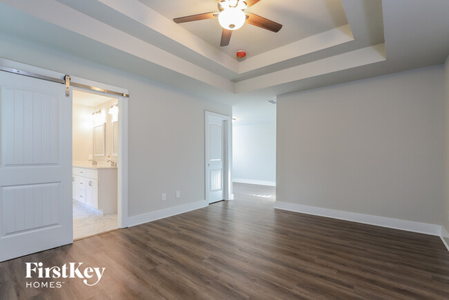 Building Photo - 7110 Lawson Dr