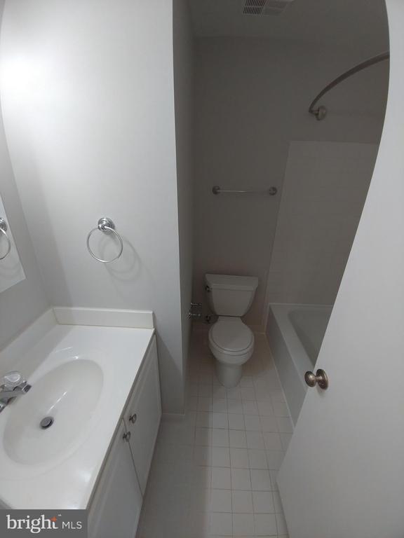Building Photo - 1744 Laurance Ct