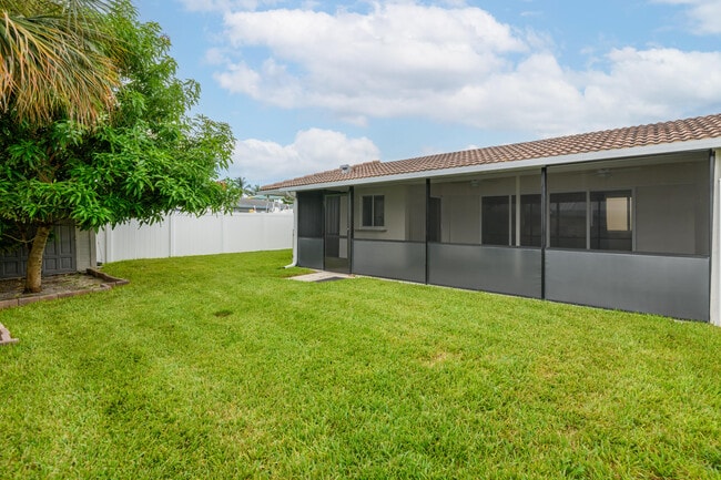 Building Photo - 3696 NE 5th Dr