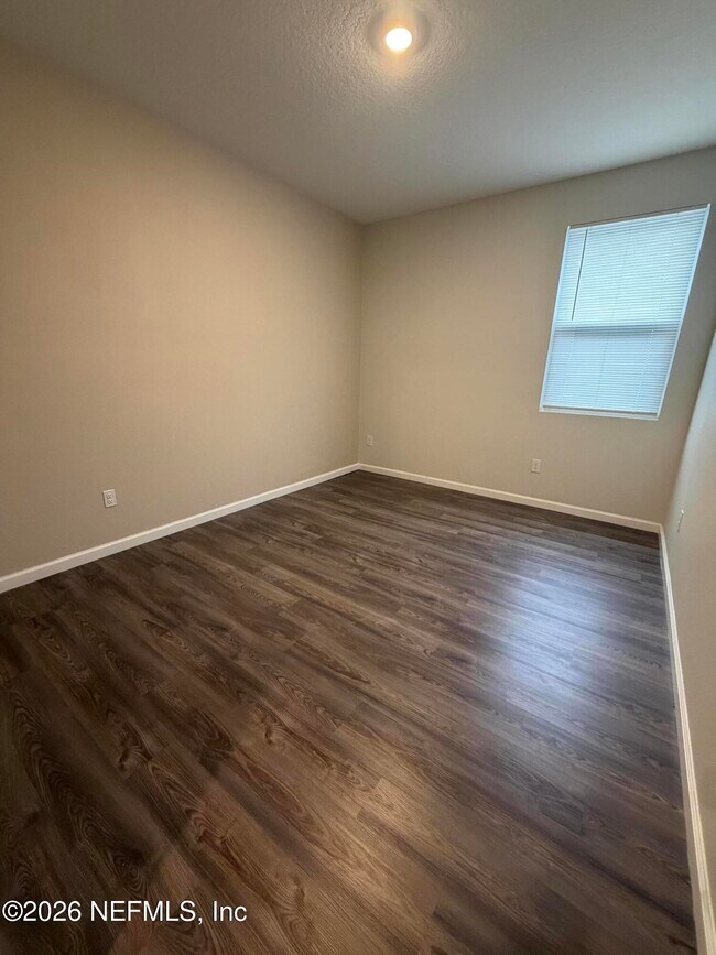 Building Photo - 14635 Macadamia Ln