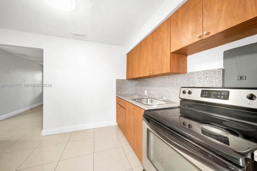 Building Photo - 5545 NW 3rd Ave