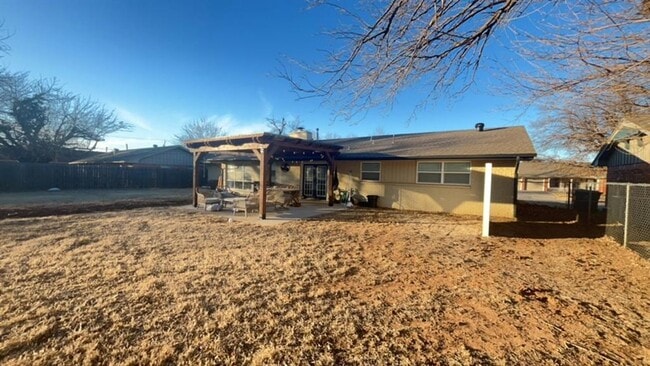 Building Photo - 2820 Northampton Pl