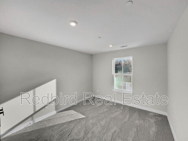 Building Photo - 1089 Mountain Vw Dr